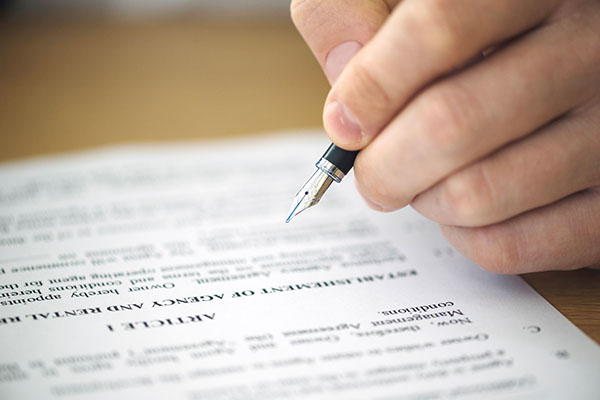 https://buntlaw.com/Residential%20&%20Commercial%20Real%20Estate
